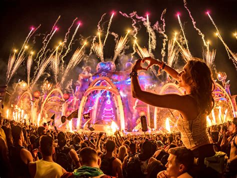 EDC Music Meaning: A Diverse and Evolving Discourse on Electronic Dance Culture